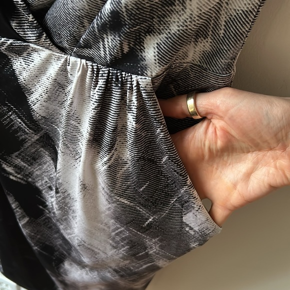 Black and white Mini Sleeveless Spring Summer Dress with Pockets Size L - Picture 3 of 8